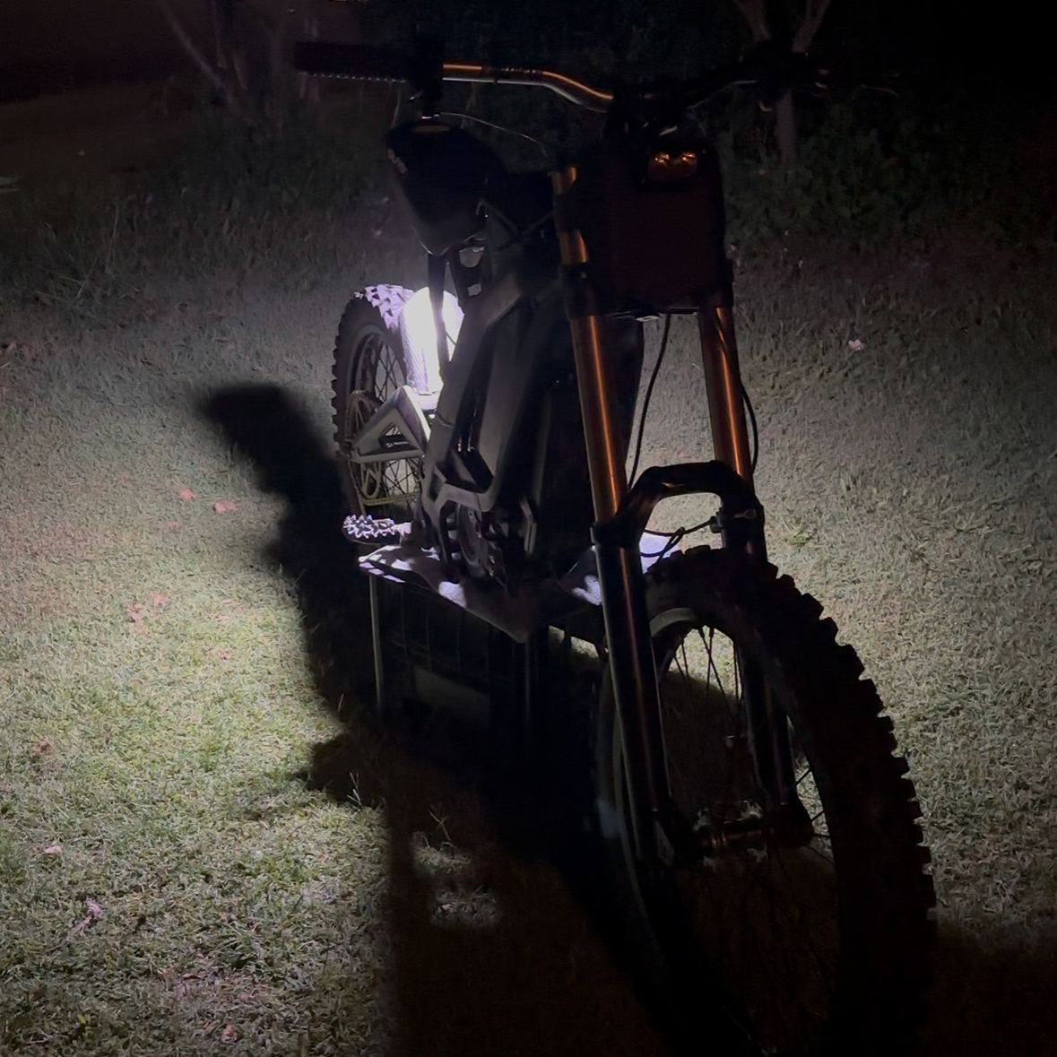 V2 Plug N Play Rocklight