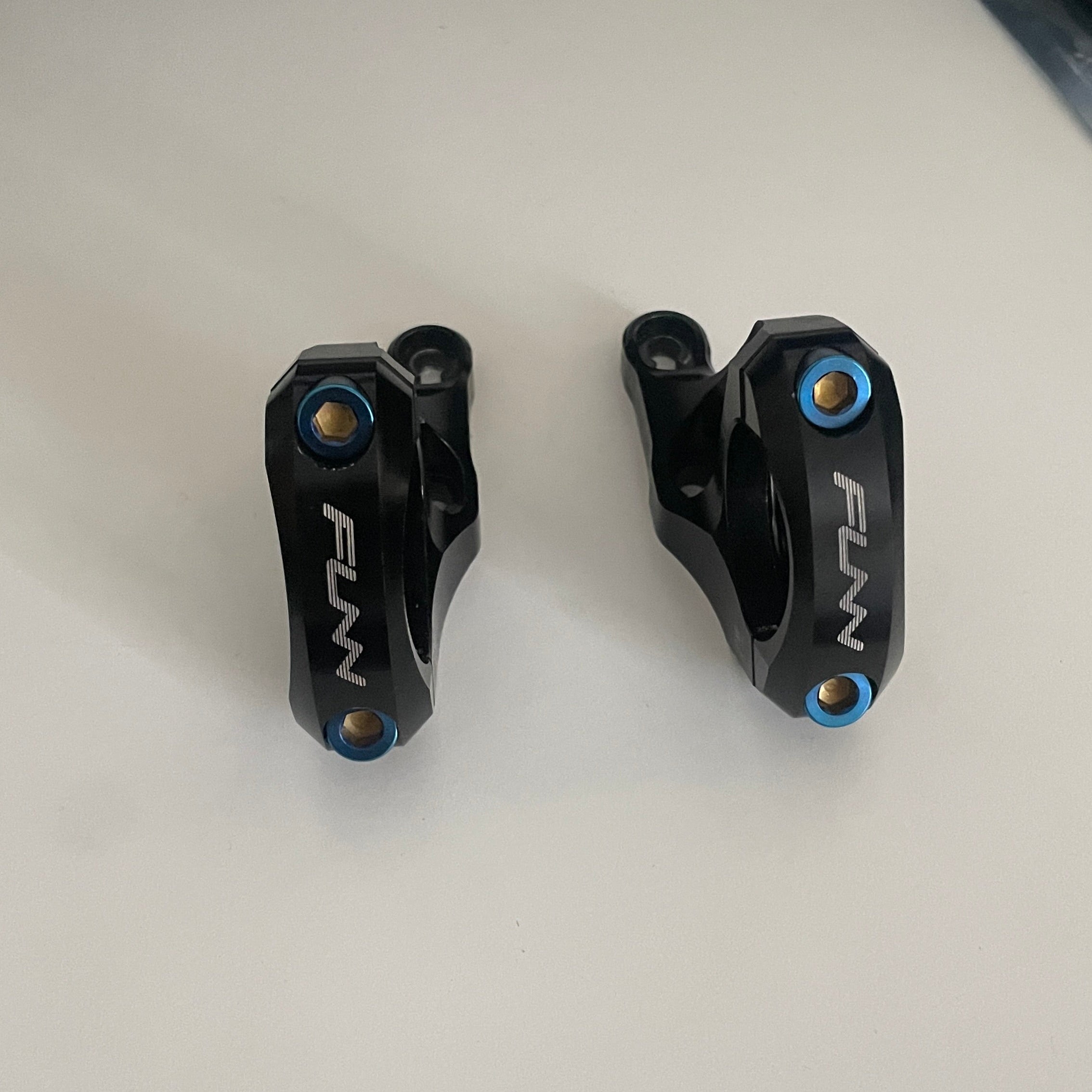 Funn bar clamp titanium bolts