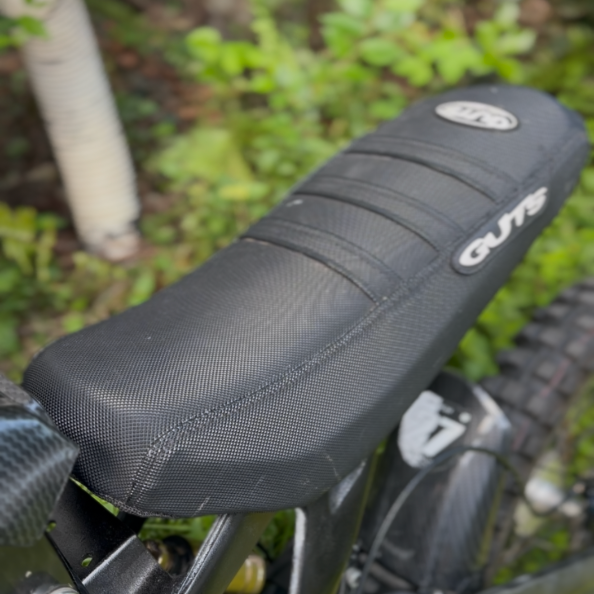 Surron Light Bee X Guts seat cover